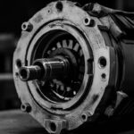 セルを回してもエンジンがかからない！オルタネーター故障とバッテリー上がりの見分け方